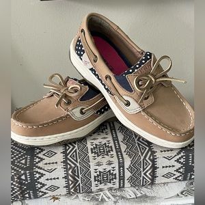 ⚓️🤍New never worn little girls Butterfly Fish Sperry shoes size 13 ⚓️💙